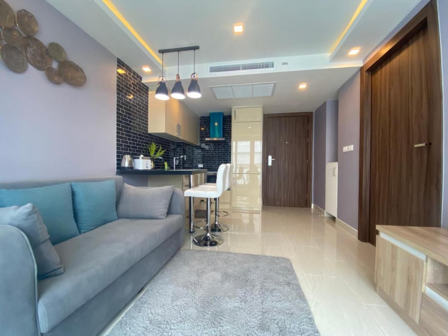 Grand Avenue Suites X Monthstayz Thailand 芭達亞 外观 照片
