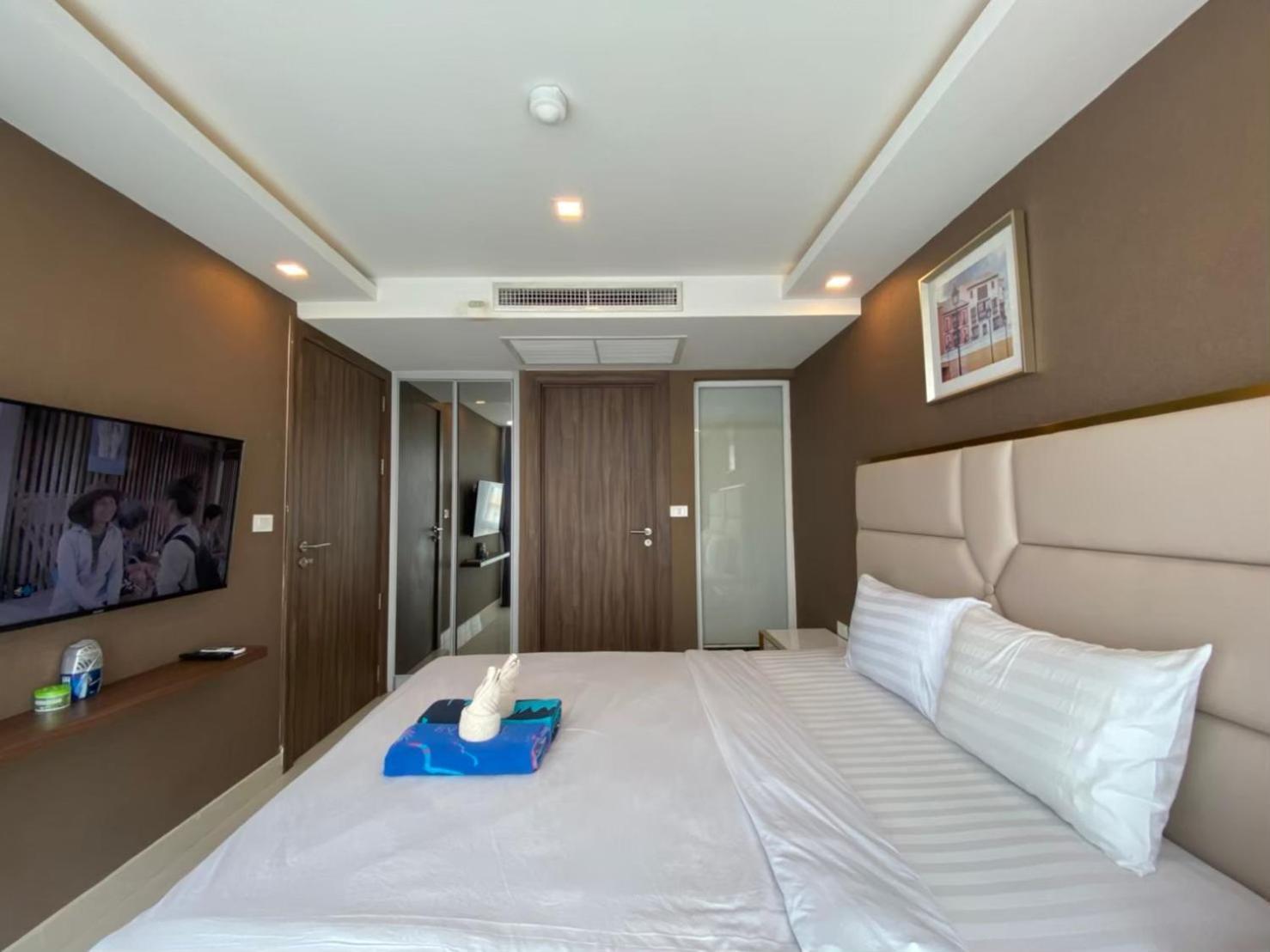 Grand Avenue Suites X Monthstayz Thailand 芭達亞 外观 照片