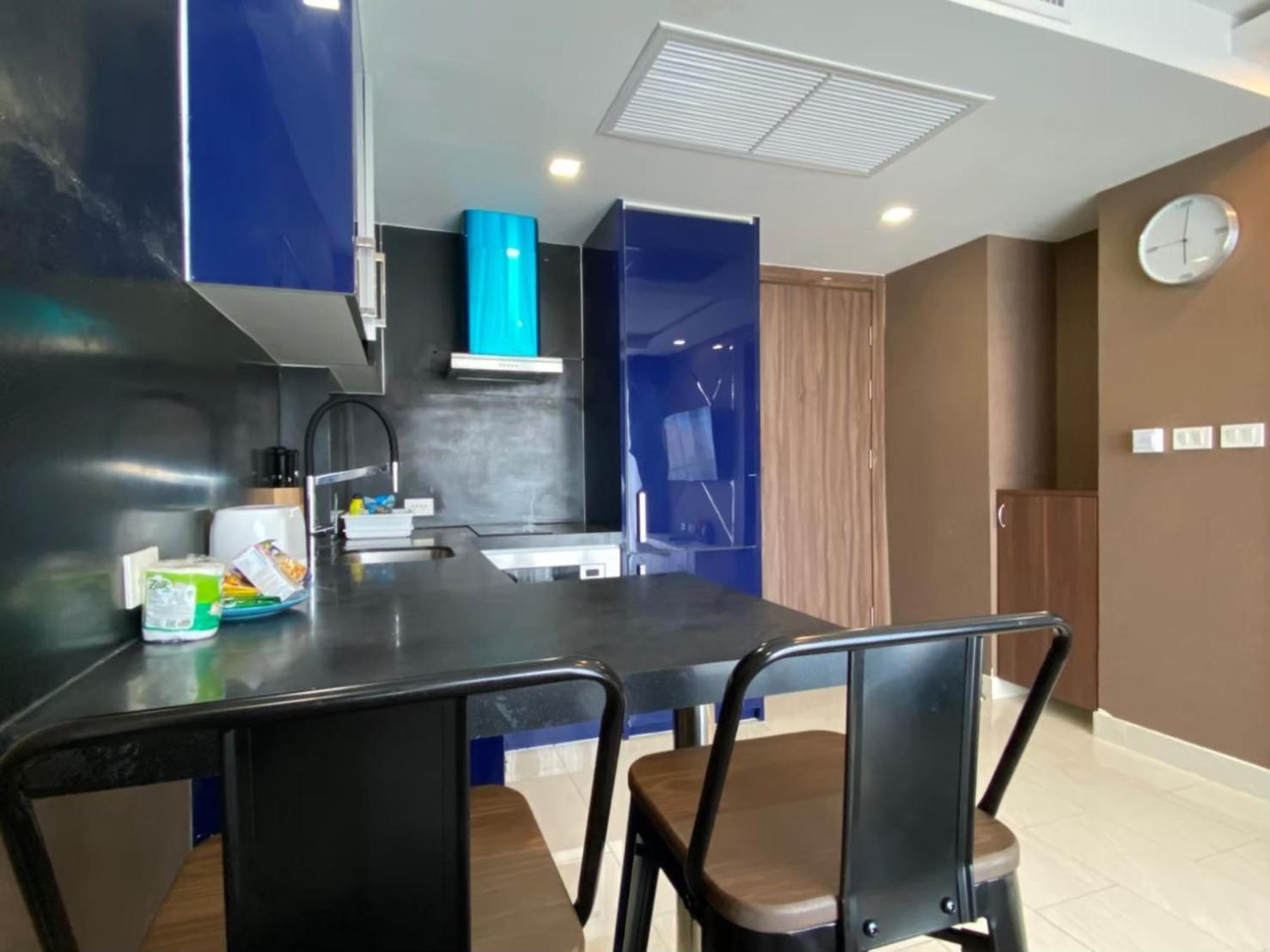 Grand Avenue Suites X Monthstayz Thailand 芭達亞 外观 照片