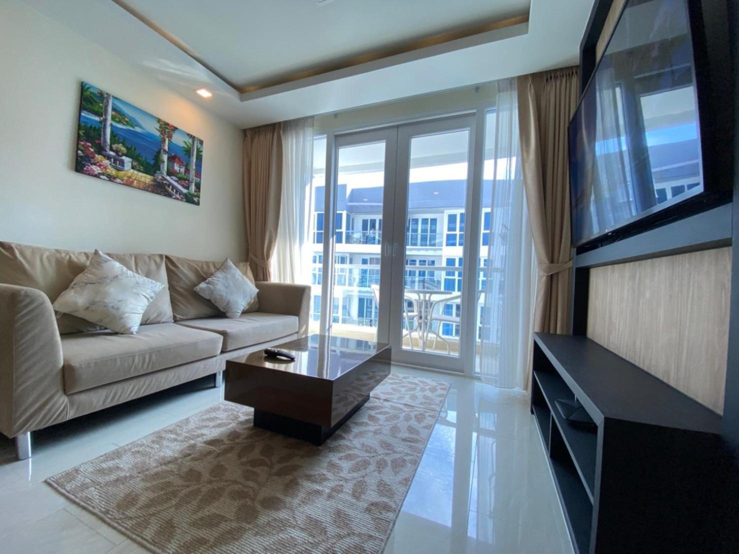 Grand Avenue Suites X Monthstayz Thailand 芭達亞 外观 照片