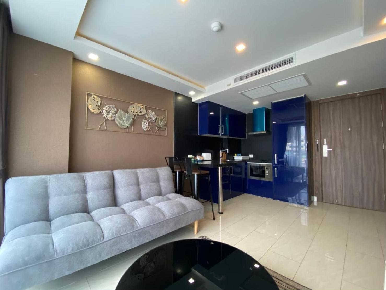Grand Avenue Suites X Monthstayz Thailand 芭達亞 外观 照片