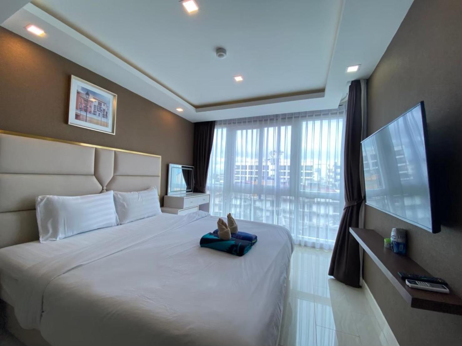Grand Avenue Suites X Monthstayz Thailand 芭達亞 外观 照片