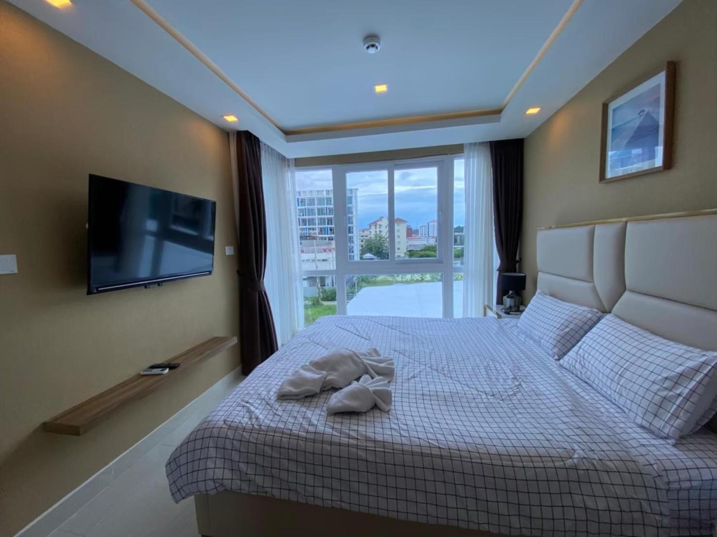 Grand Avenue Suites X Monthstayz Thailand 芭達亞 外观 照片