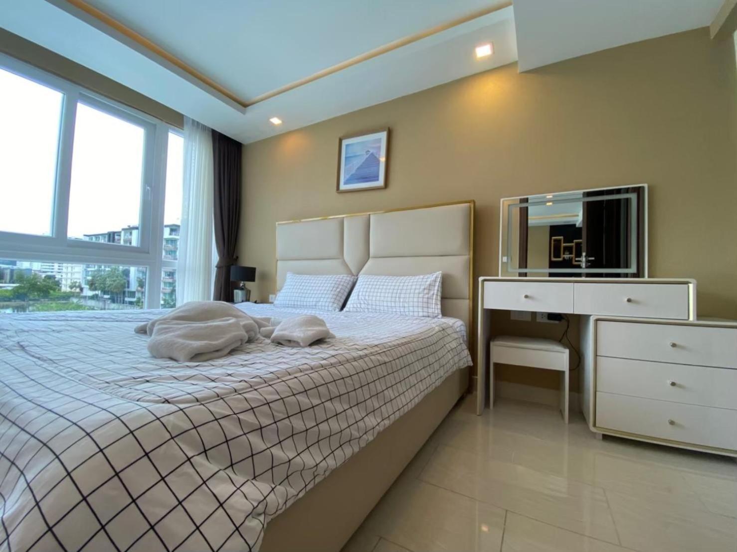 Grand Avenue Suites X Monthstayz Thailand 芭達亞 外观 照片
