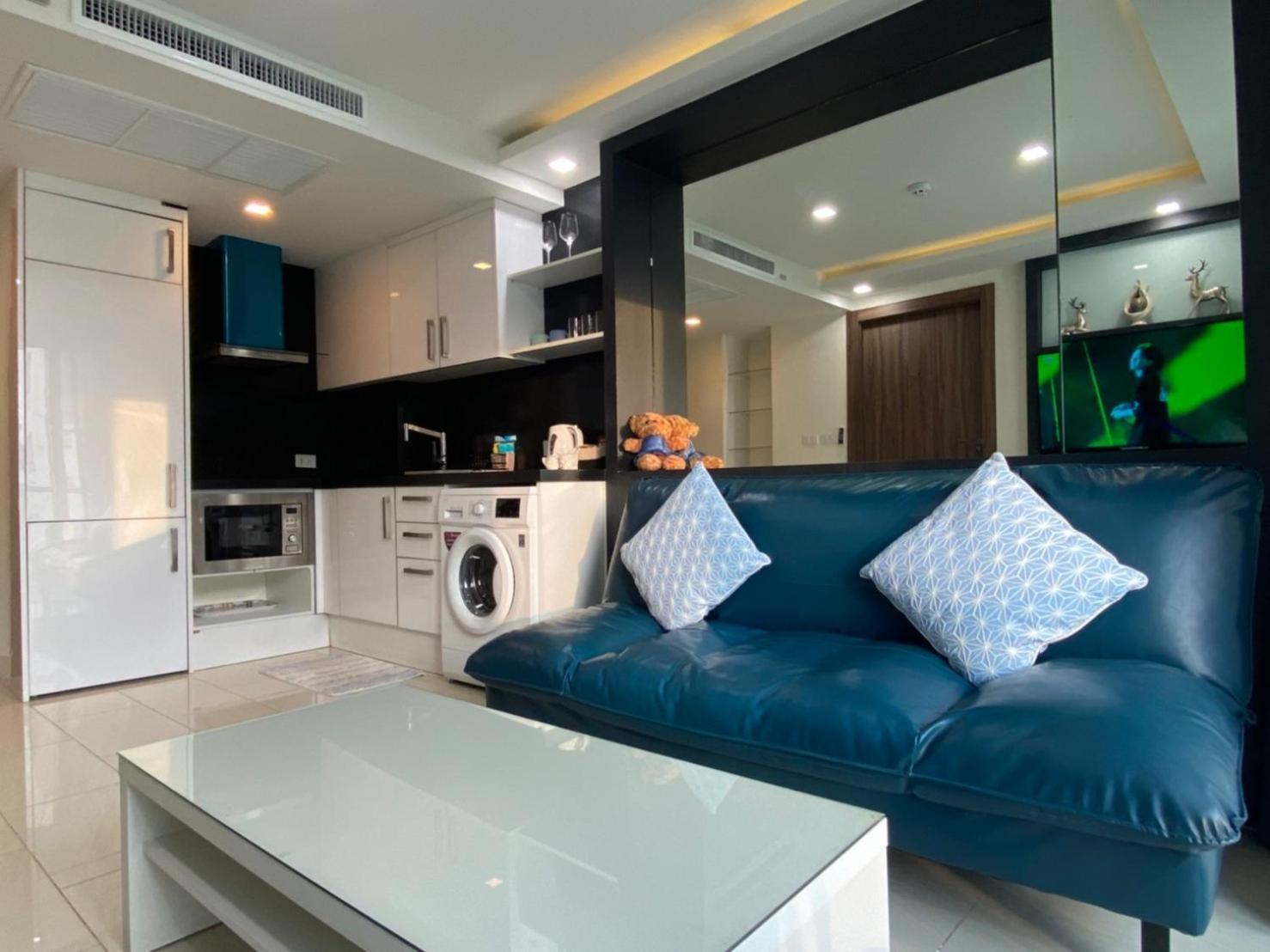 Grand Avenue Suites X Monthstayz Thailand 芭達亞 外观 照片