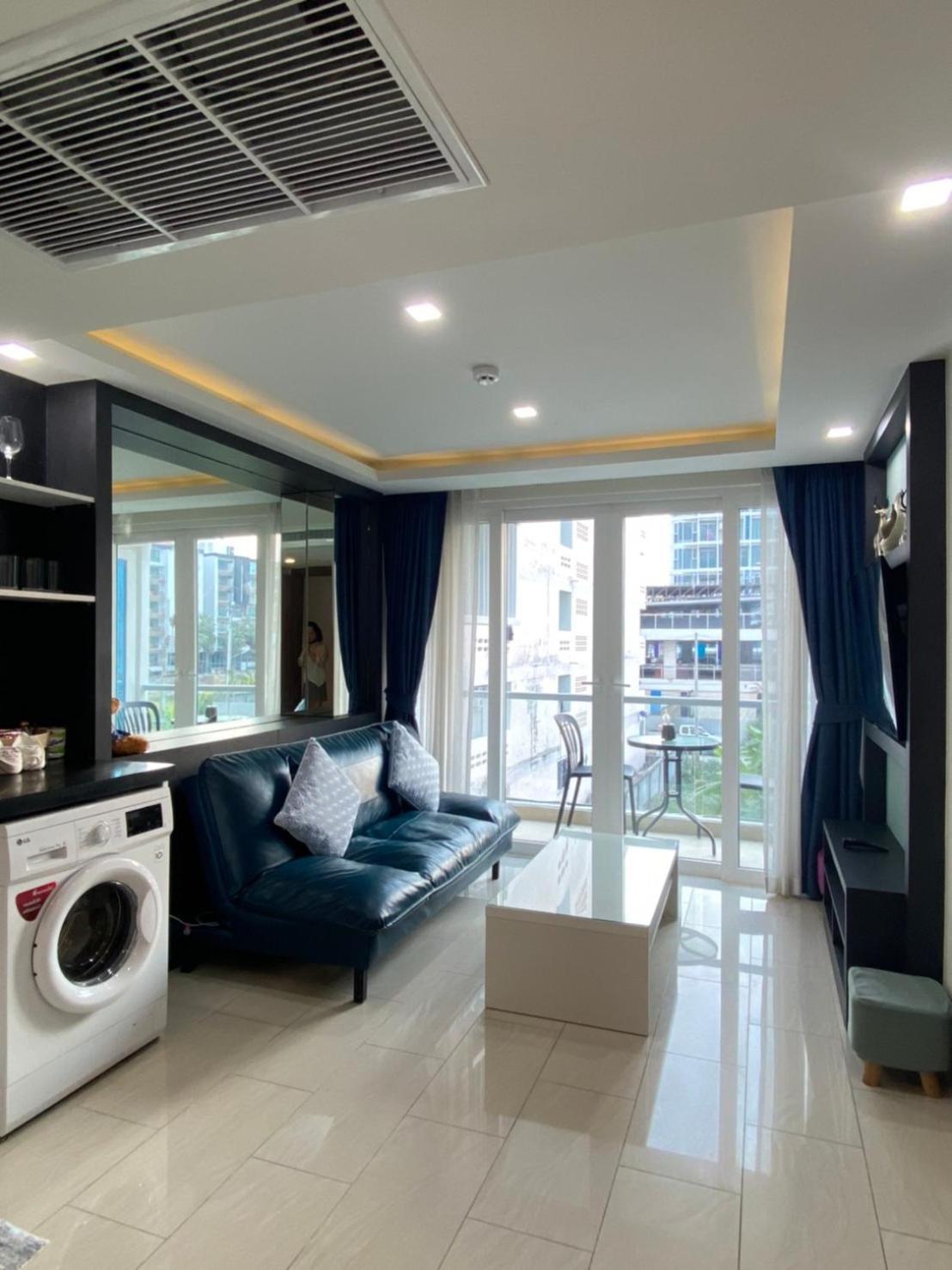 Grand Avenue Suites X Monthstayz Thailand 芭達亞 外观 照片