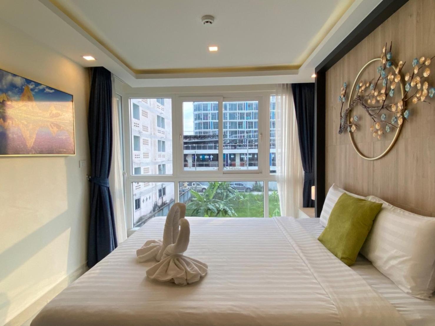 Grand Avenue Suites X Monthstayz Thailand 芭達亞 外观 照片