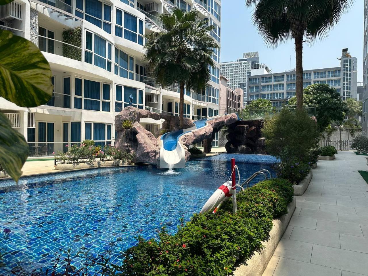 Grand Avenue Suites X Monthstayz Thailand 芭達亞 外观 照片
